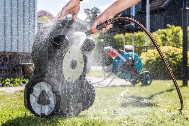 Reinigung Husqvarna Automower