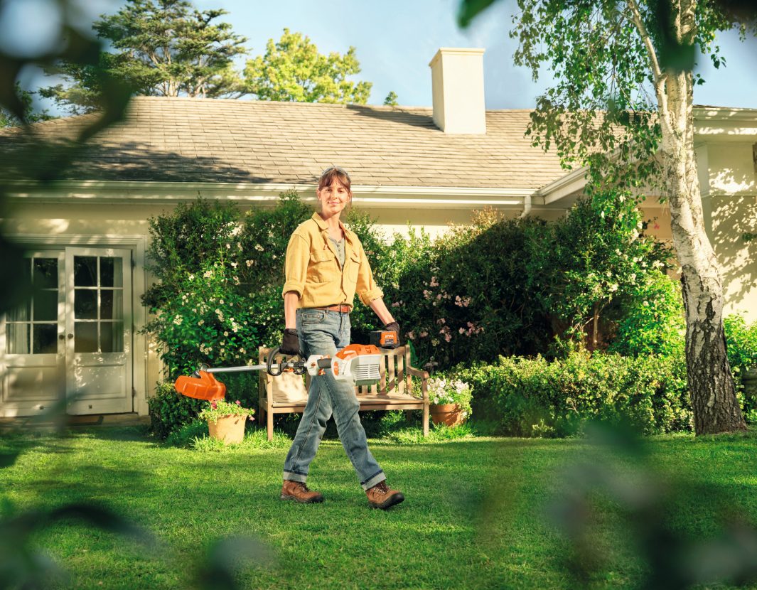 STIHL FSA 80 R im Garten